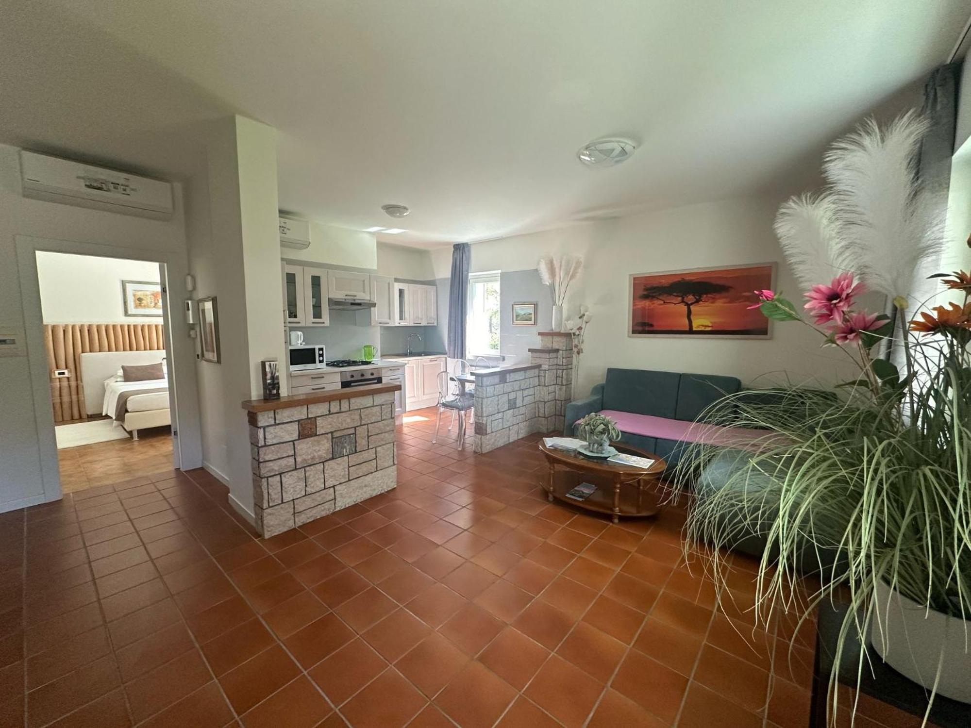 Dalila - Dalila Riva del Garda